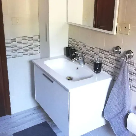 Casa Unifamiliar Con Jard N Privado * Agnone Bagni