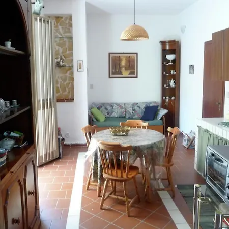 Casa Unifamiliar Con Jard N Privado * Agnone Bagni